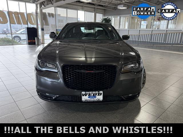 used 2022 Chrysler 300 car, priced at $25,100