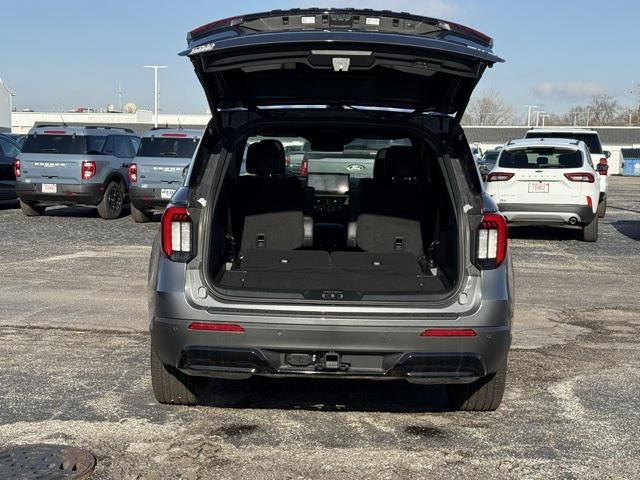 new 2025 Ford Explorer car, priced at $55,565