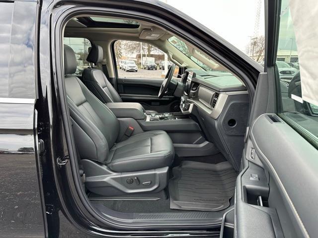 new 2024 Ford Expedition Max car, priced at $71,545