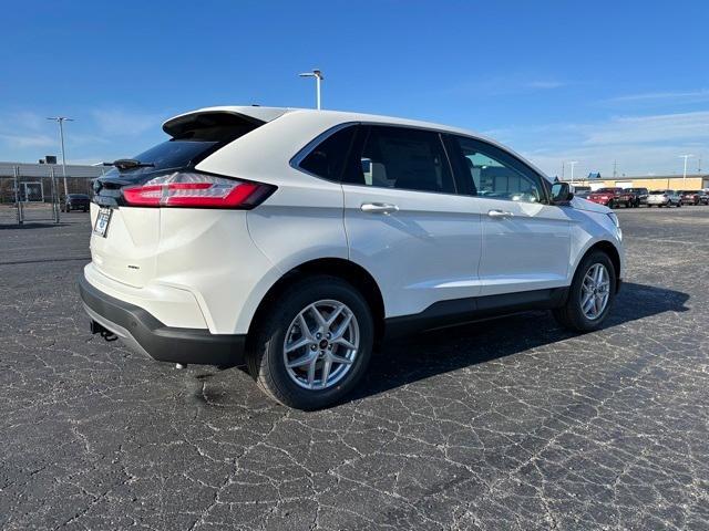 new 2024 Ford Edge car, priced at $43,880