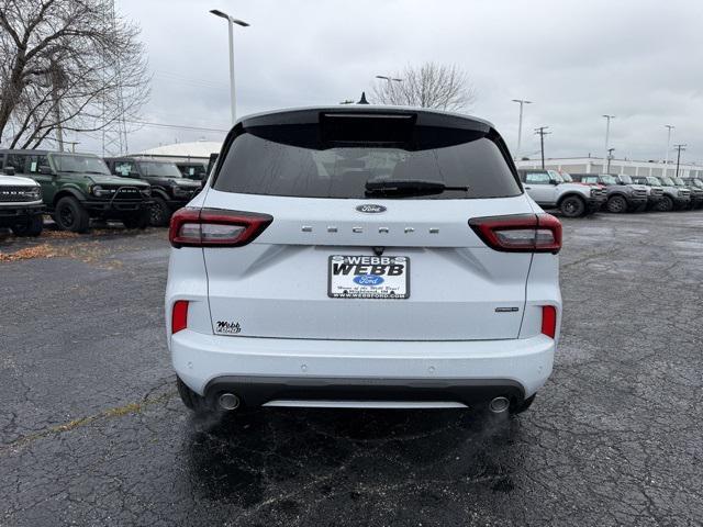 new 2025 Ford Escape car, priced at $38,260