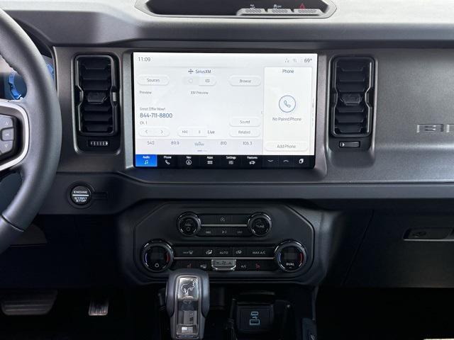 new 2025 Ford Bronco car, priced at $43,290