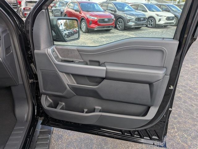 new 2025 Ford F-150 car, priced at $50,590