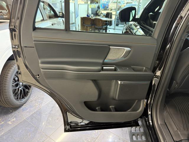 new 2025 Ford Expedition car, priced at $79,240