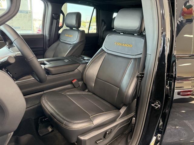 new 2025 Ford Expedition car, priced at $79,240