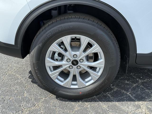 new 2025 Ford Escape car, priced at $28,030
