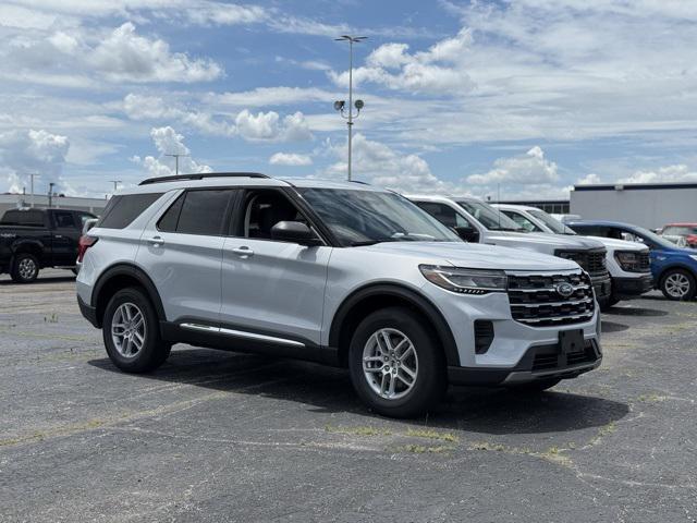 new 2025 Ford Explorer car, priced at $40,665