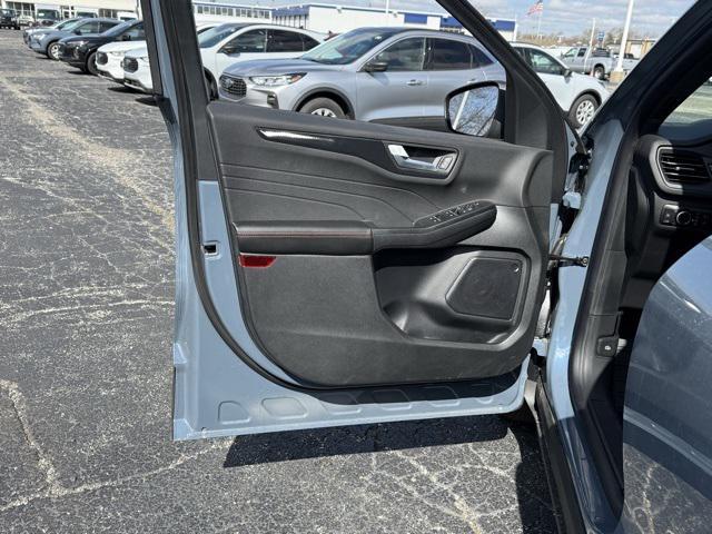 new 2025 Ford Escape car, priced at $30,870