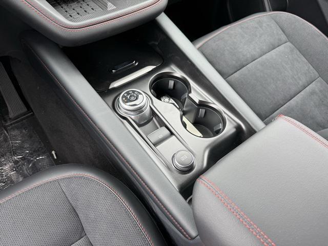 new 2025 Ford Explorer car, priced at $61,621
