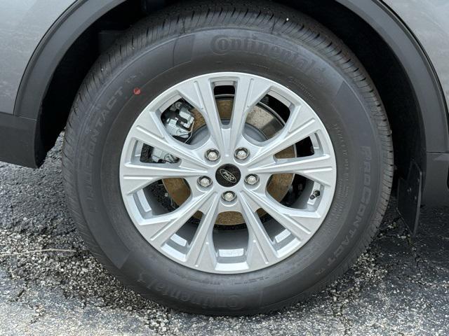 new 2025 Ford Escape car, priced at $28,335