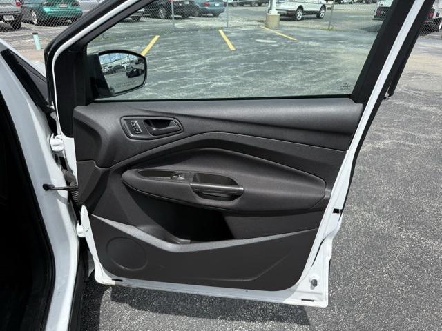 used 2013 Ford Escape car, priced at $7,000