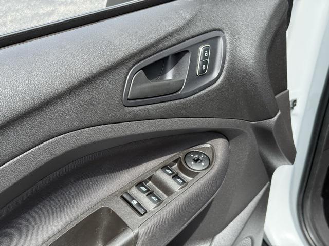 used 2013 Ford Escape car, priced at $7,000