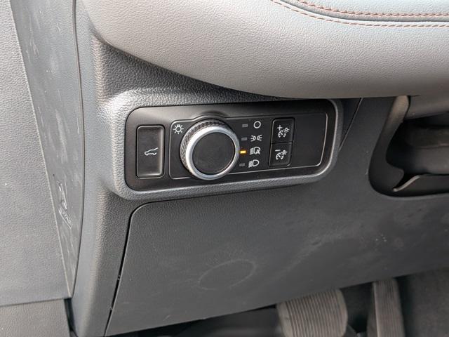 new 2025 Ford Explorer car, priced at $39,040