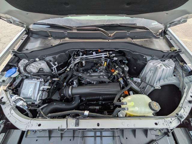 new 2025 Ford Explorer car, priced at $39,040