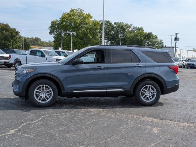 new 2025 Ford Explorer car, priced at $39,040