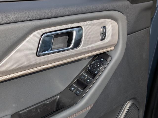 new 2025 Ford Explorer car, priced at $39,040