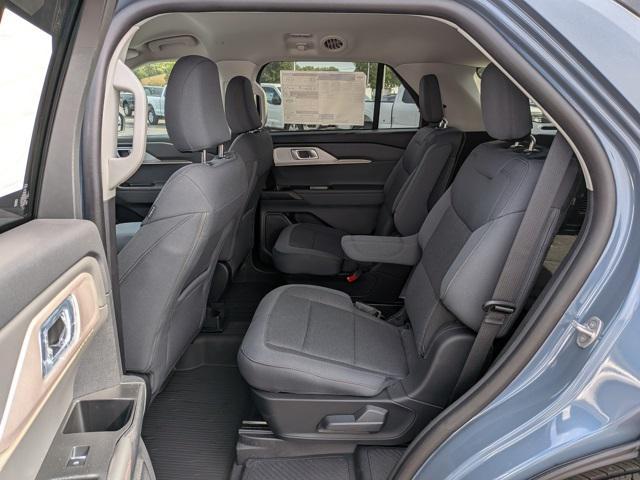 new 2025 Ford Explorer car, priced at $39,040