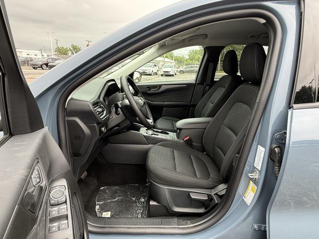 new 2025 Ford Escape car, priced at $27,990