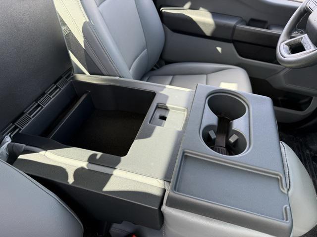 new 2025 Ford F-250 car, priced at $47,047