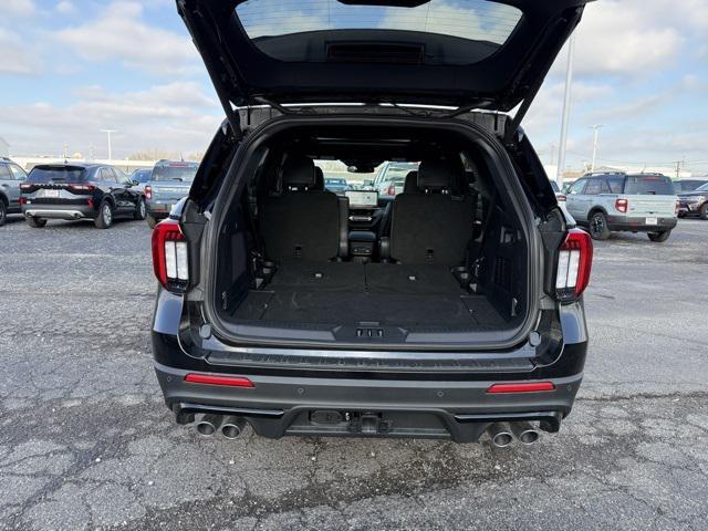 new 2025 Ford Explorer car, priced at $55,550