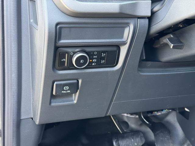 new 2024 Ford F-150 car, priced at $44,388
