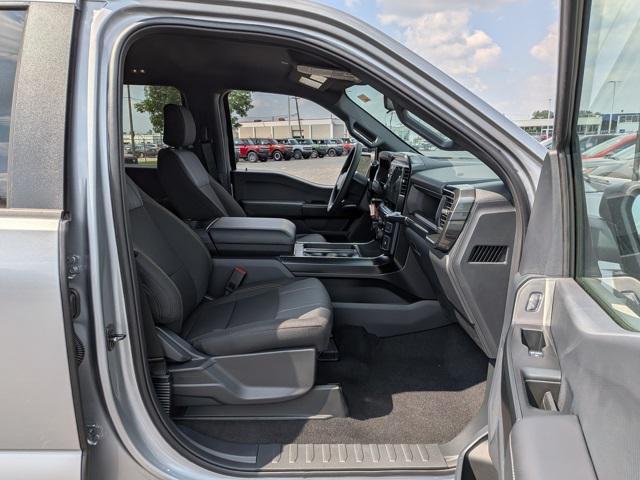new 2025 Ford F-150 car, priced at $52,555