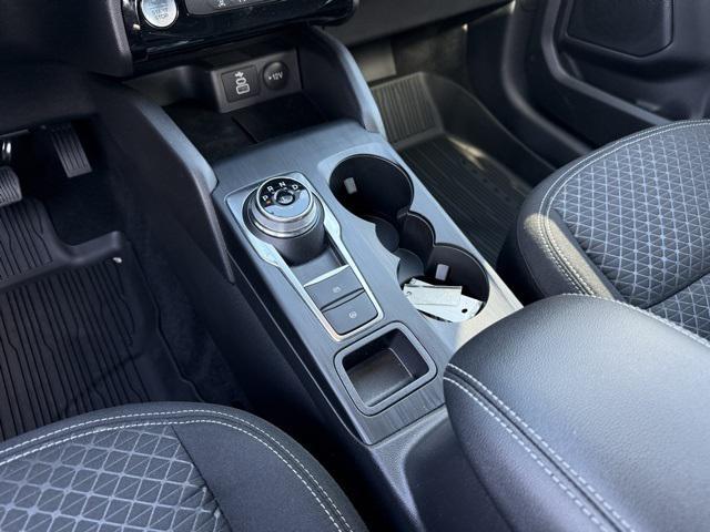 new 2025 Ford Escape car, priced at $30,420