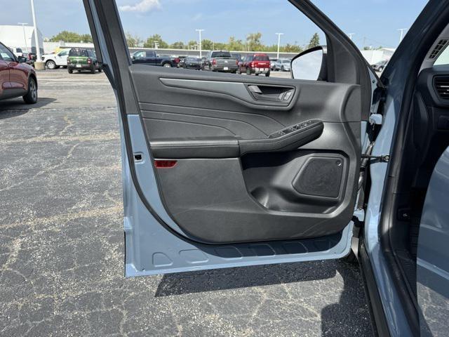 new 2025 Ford Escape car, priced at $26,397