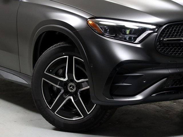 new 2025 Mercedes-Benz GLC 300 car, priced at $71,055