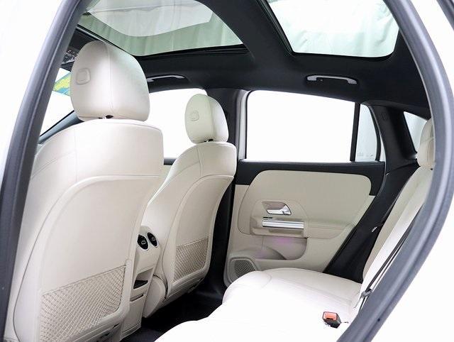 used 2024 Mercedes-Benz GLA 250 car, priced at $34,797