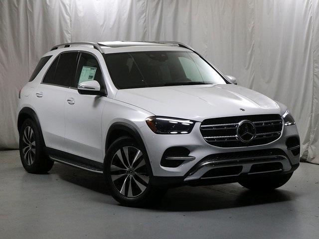 new 2025 Mercedes-Benz GLE 450 car, priced at $89,085