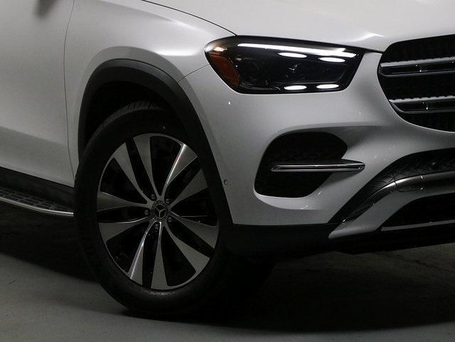 new 2025 Mercedes-Benz GLE 450 car, priced at $89,085