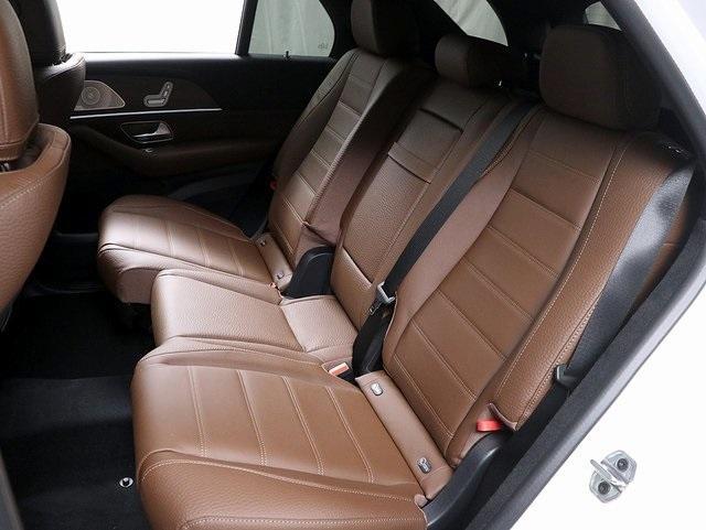 new 2025 Mercedes-Benz GLE 450 car, priced at $89,085