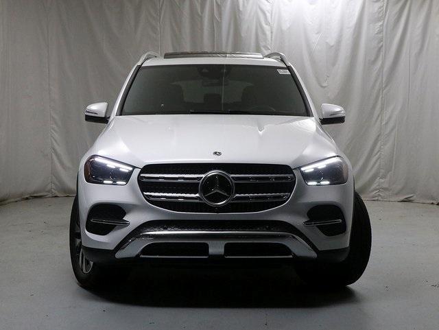 new 2025 Mercedes-Benz GLE 450 car, priced at $89,085