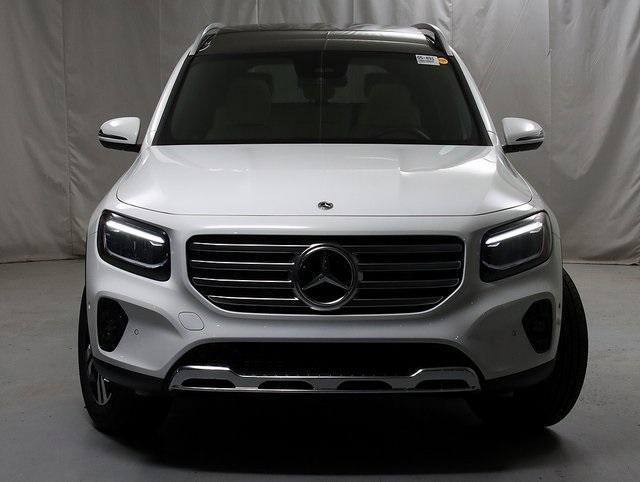 new 2025 Mercedes-Benz GLB 250 car, priced at $51,590