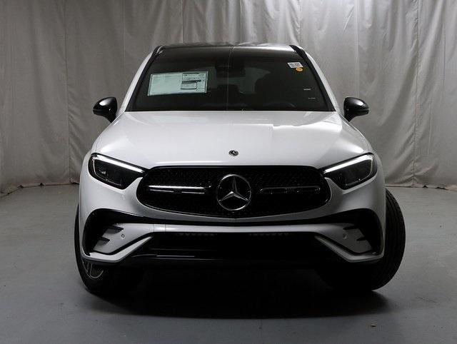 new 2026 Mercedes-Benz GLC 300 car, priced at $61,095