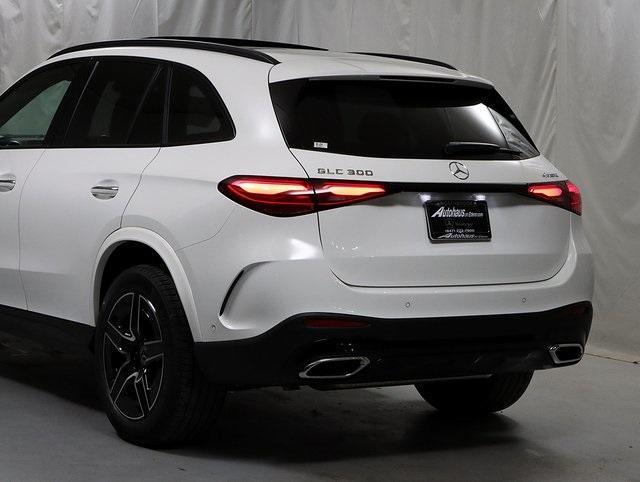 new 2026 Mercedes-Benz GLC 300 car, priced at $61,095