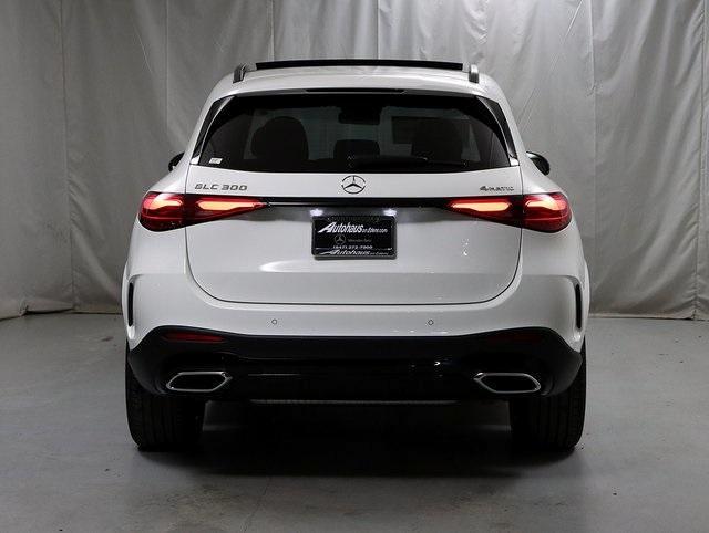 new 2026 Mercedes-Benz GLC 300 car, priced at $61,095
