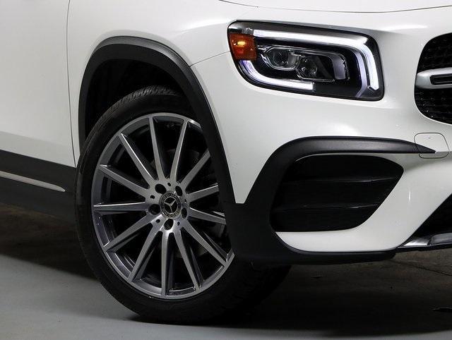 used 2021 Mercedes-Benz GLB 250 car, priced at $27,211