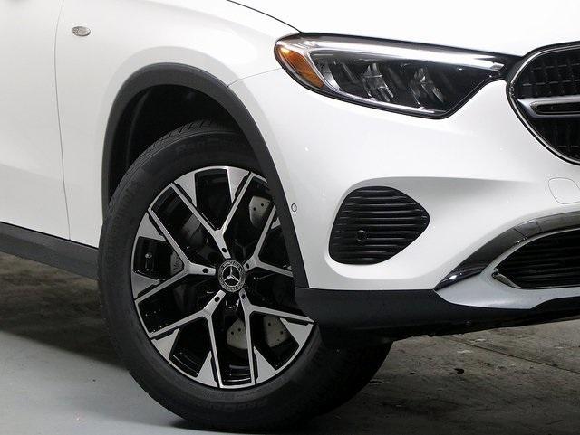 new 2025 Mercedes-Benz GLC 350e car, priced at $63,450