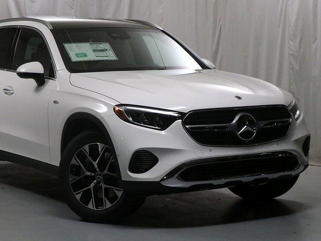 new 2025 Mercedes-Benz GLC 350e car, priced at $63,450