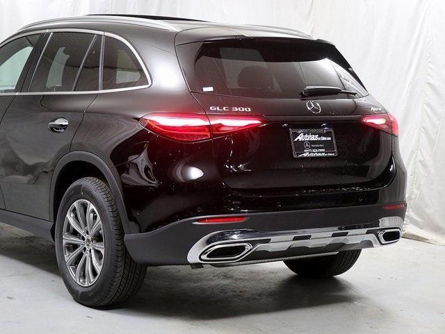 new 2025 Mercedes-Benz GLC 300 car, priced at $56,645