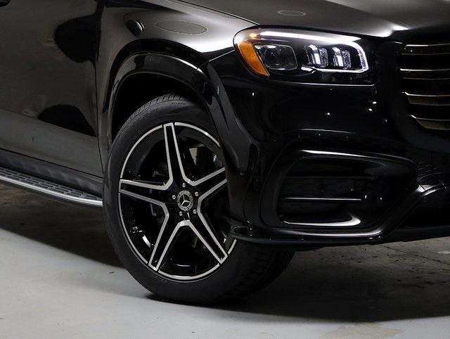 new 2026 Mercedes-Benz GLS 450 car, priced at $105,450