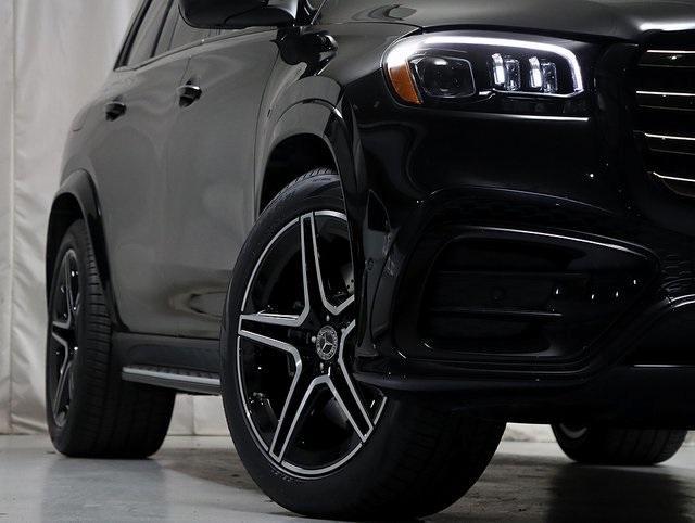 new 2026 Mercedes-Benz GLS 450 car, priced at $105,450