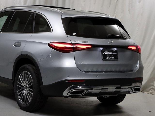 new 2026 Mercedes-Benz GLC 300 car, priced at $60,180