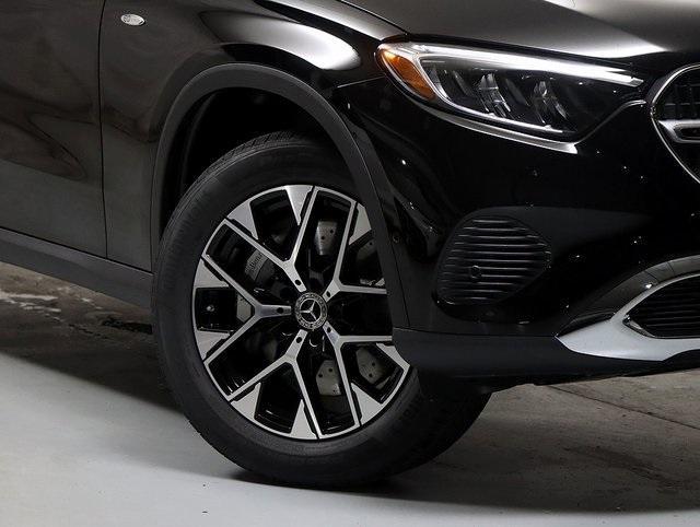 new 2025 Mercedes-Benz GLC 350e car, priced at $65,055