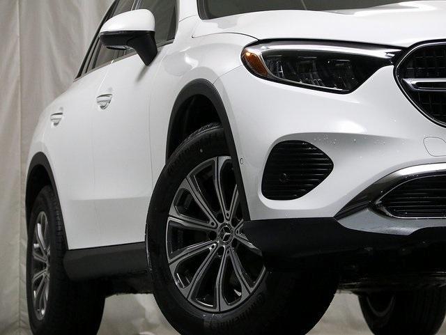 new 2025 Mercedes-Benz GLC 300 car, priced at $52,785