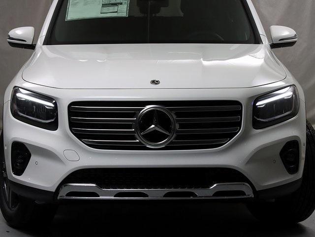 new 2025 Mercedes-Benz GLB 250 car, priced at $52,140