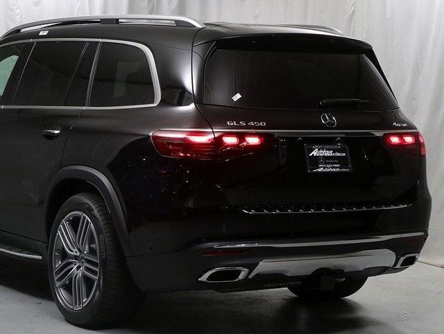 new 2025 Mercedes-Benz GLS 450 car, priced at $96,525