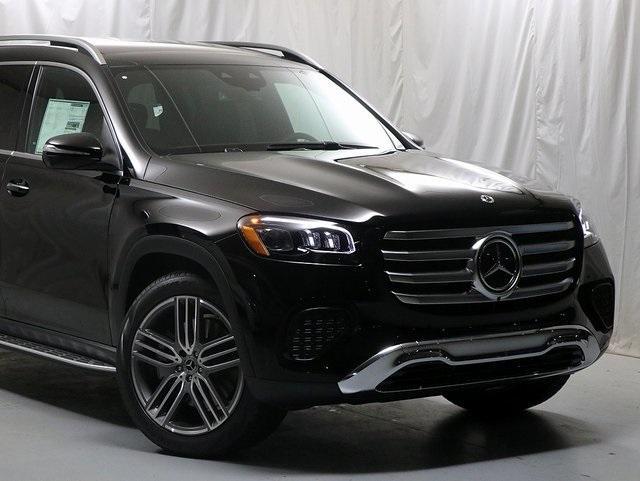 new 2025 Mercedes-Benz GLS 450 car, priced at $96,525